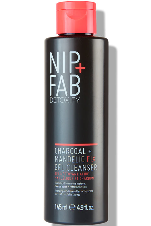 غسول التنظيف من نيب فاب، ينظف بعمق وينقي البشرة بحمض الماندليك والفحم 150 مل