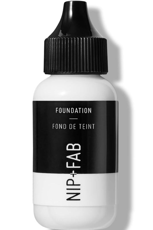 Nip Fab Foundation Light Mixer تركيبة لتفتيح ألوان كريم الأساس قابلة للتخصيص لتعديلات ألوان البشرة الموسمية 30 مل